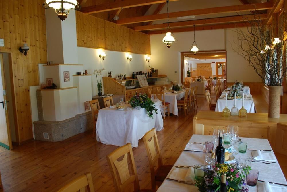 Hotel Aplis Ovaro Bagian luar foto