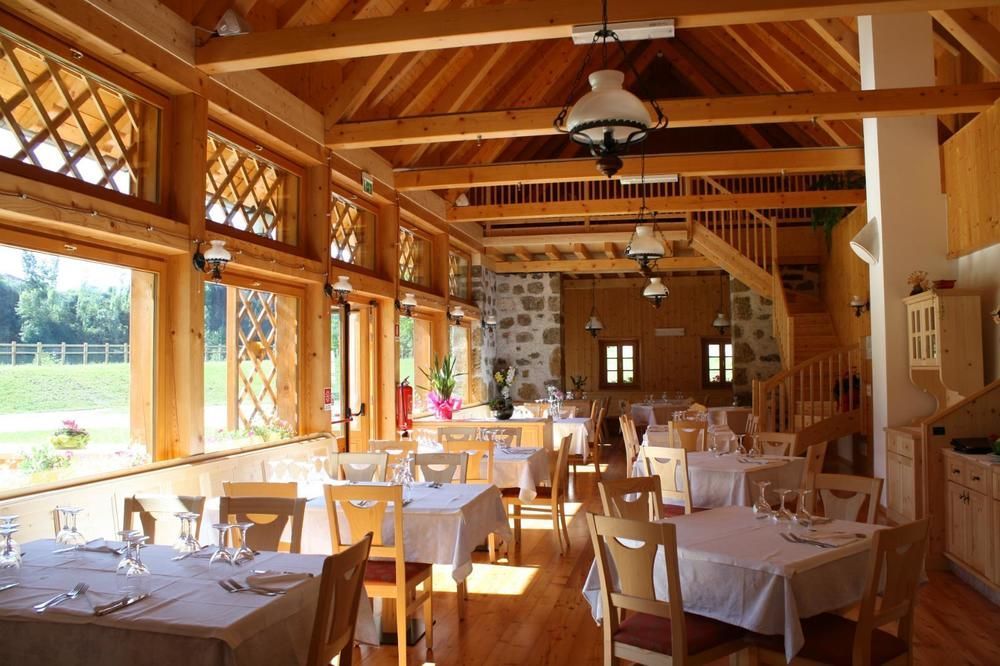 Hotel Aplis Ovaro Bagian luar foto